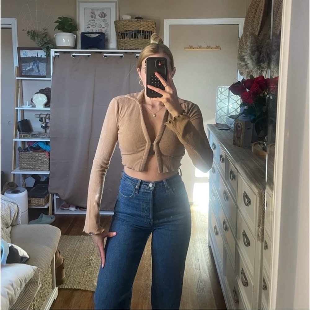 Idem Ditto front clasp split ribbed crop top